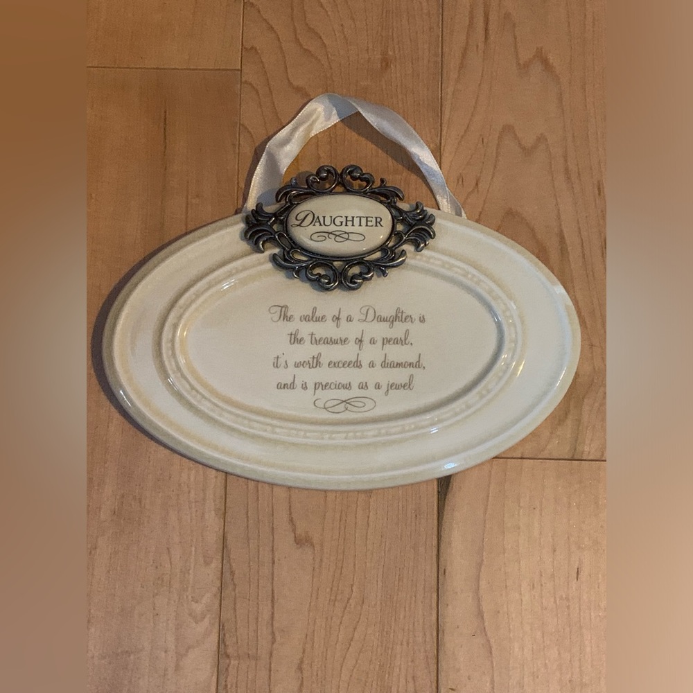 Daughter plaque